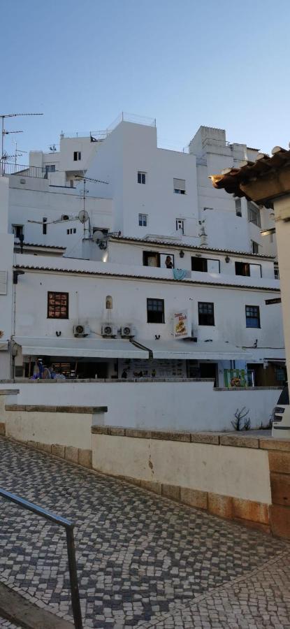 Wonder Charm Guesthouse Albufeira Luaran gambar
