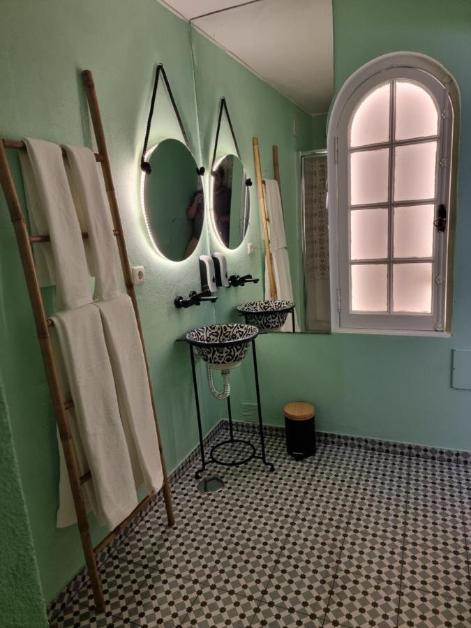 Wonder Charm Guesthouse Albufeira Luaran gambar