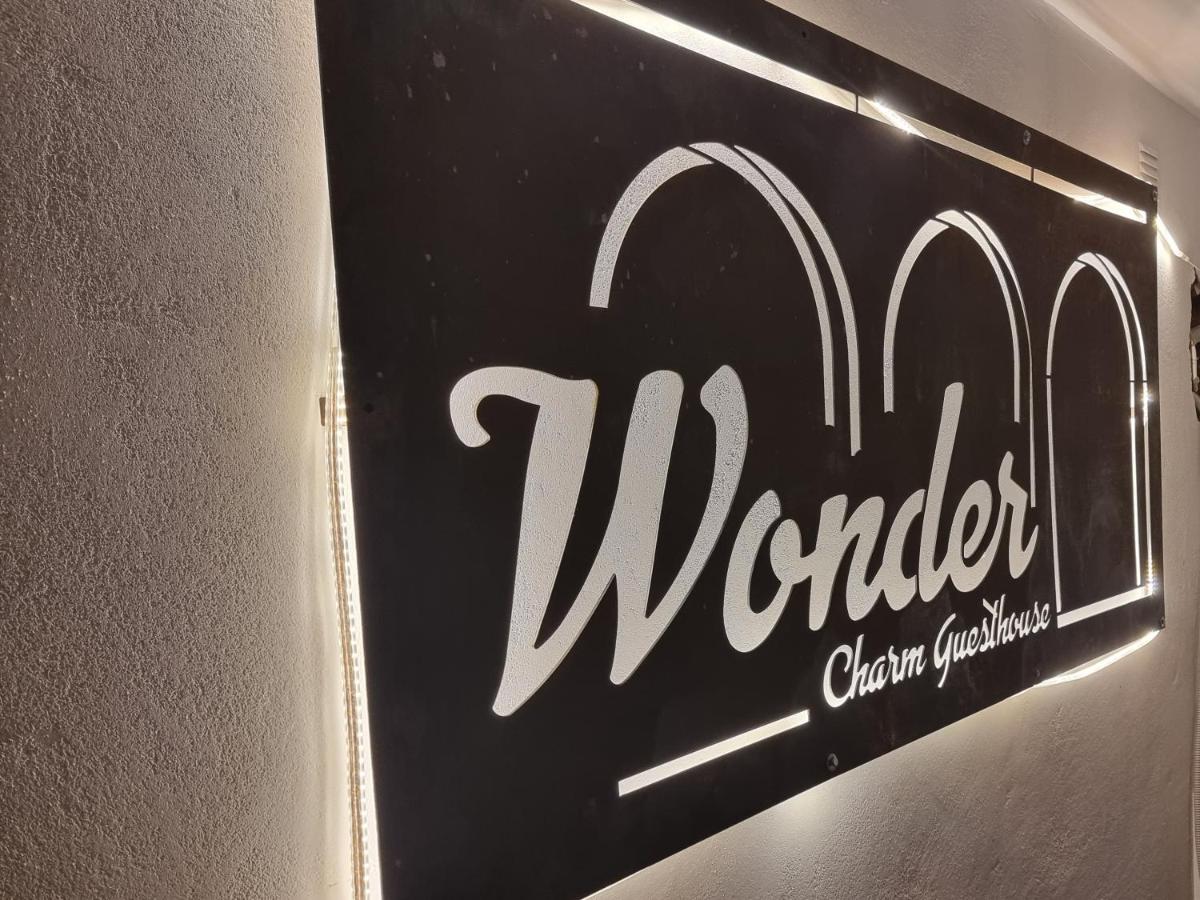 Wonder Charm Guesthouse Albufeira Luaran gambar