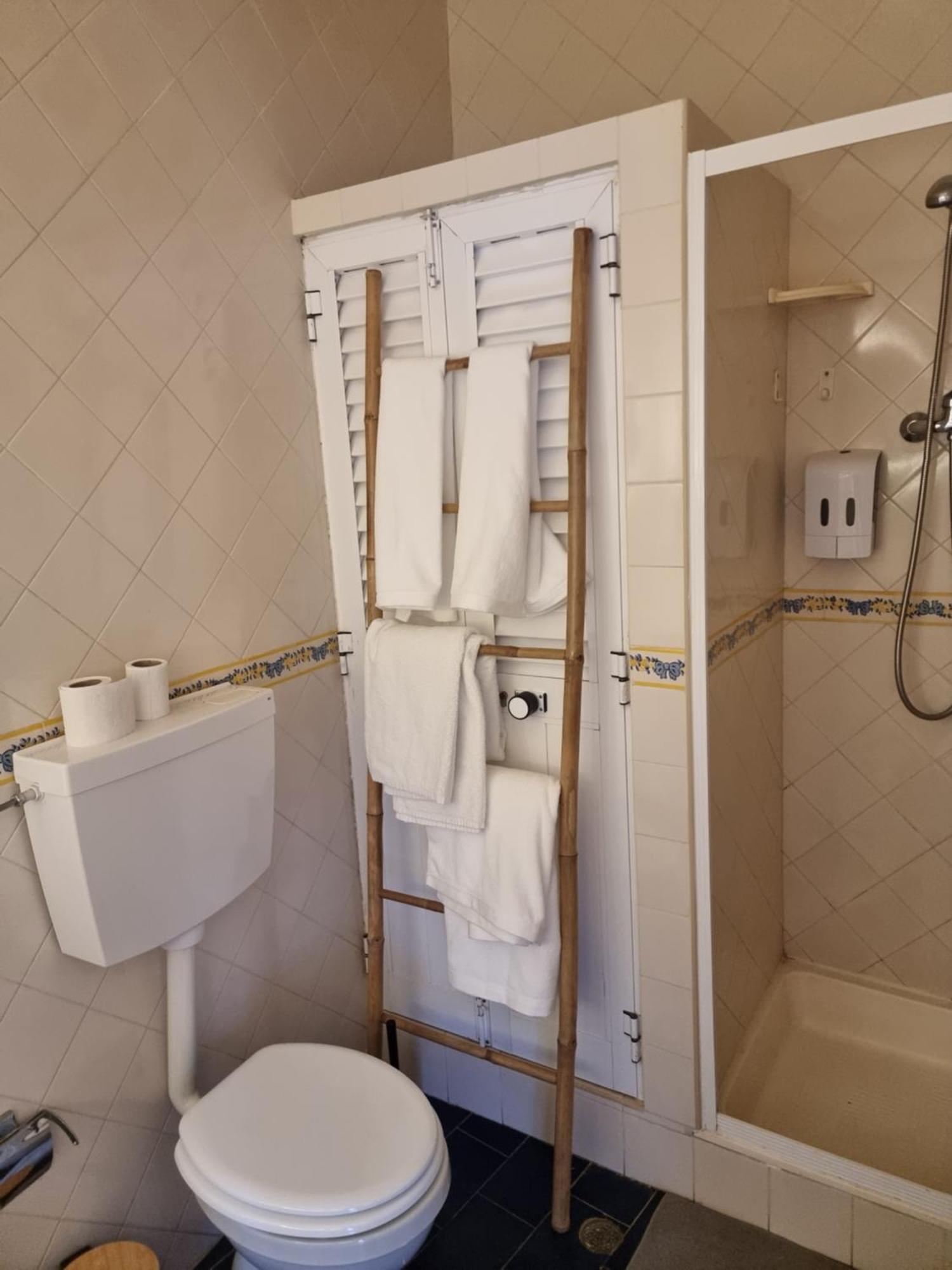 Wonder Charm Guesthouse Albufeira Bilik gambar